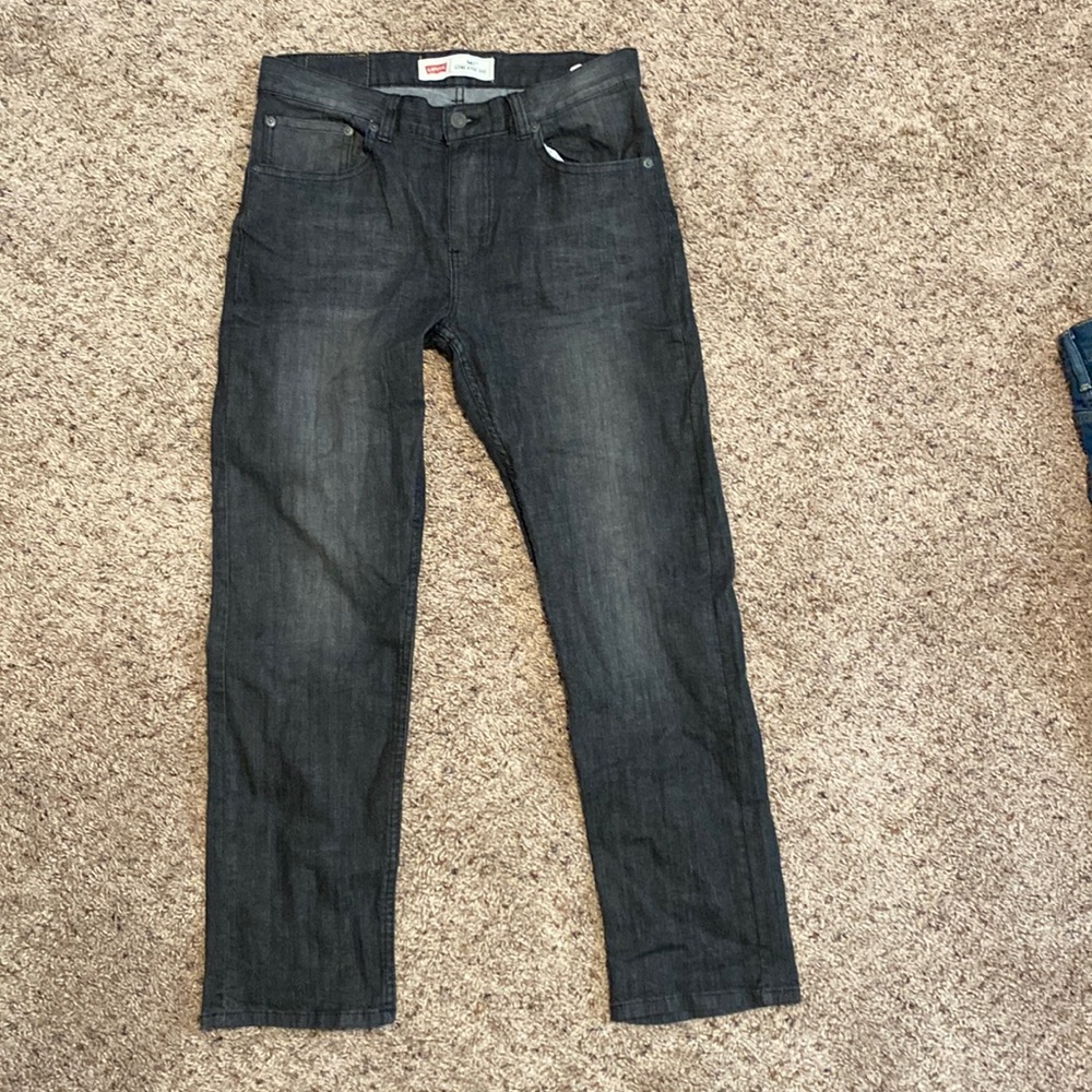 Men’s Levi jeans 541. Waist 29. Length 29. black/dark gray Good condition.